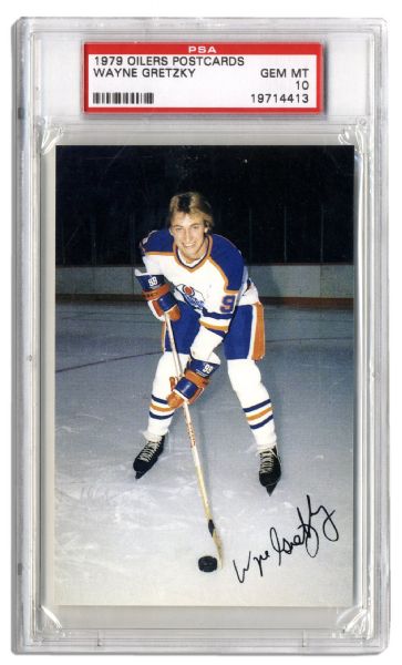 1979 Oilers Postcards -- Wayne Gretzky Rookie Postcard -- PSA 10 -- Pop 1 of 2
