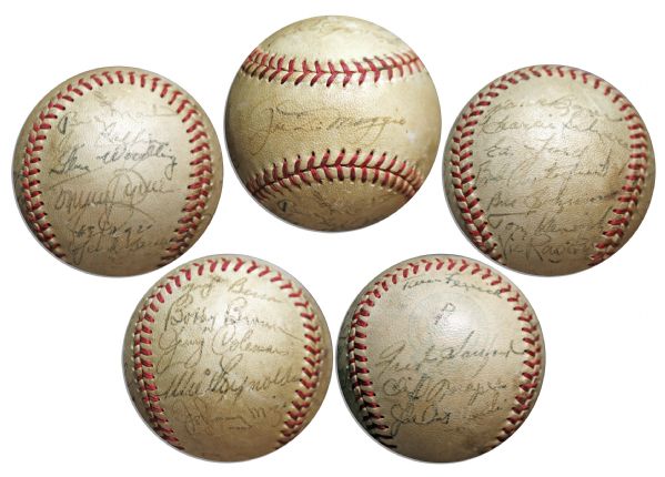 World Champ 1950 New York Yankees Baseball Signed -- With 23 Signatures Including HOF Legends Joe DiMaggio, Yogi Berra, Whitey Ford, Johnny Mize & More -- With PSA/DNA COA