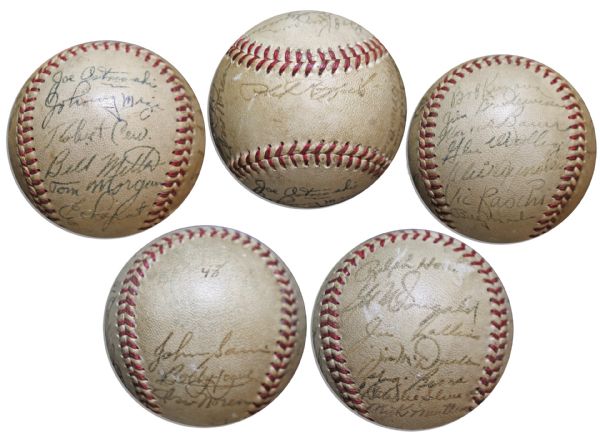 World Champs 1952 New York Yankees Signed Ball -- With 24 Signatures Including Mickey Mantle, Yogi Berra, Phil Rizzuto, Johnny Mize, Martin, Collins, Reynolds & More -- With PSA/DNA COA