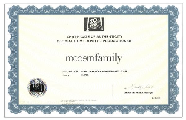 Julie Bowen Screen-Worn Dress Form the Second Season of ''Modern Family''