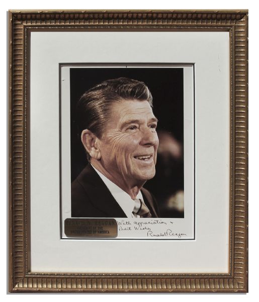 Ronald Reagan Signed 8'' x 10'' Photo