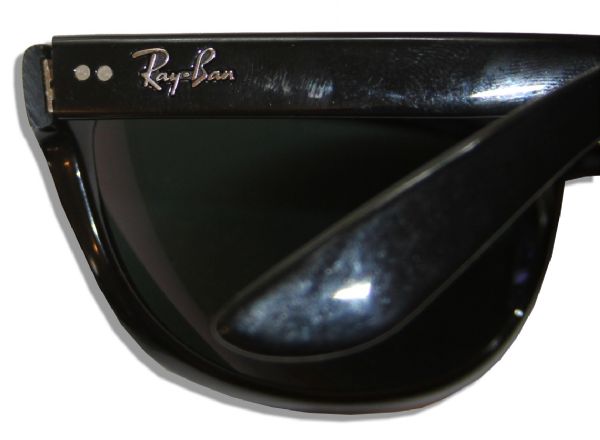 ''Men in Black 3'' Ray Ban Sunglasses Used by Josh Brolin