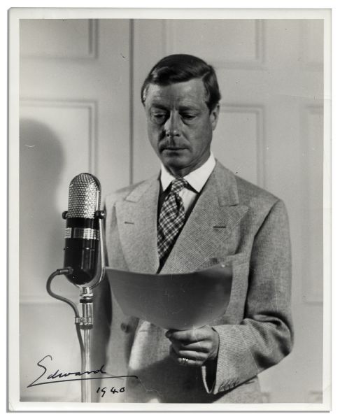 King Edward VIII Signed 8'' x 10'' Photo of His Famous Abdication Radio Broadcast