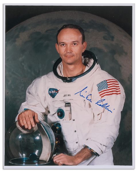 Michael Collins Signed 8'' x 10'' Photo In Fine Condition