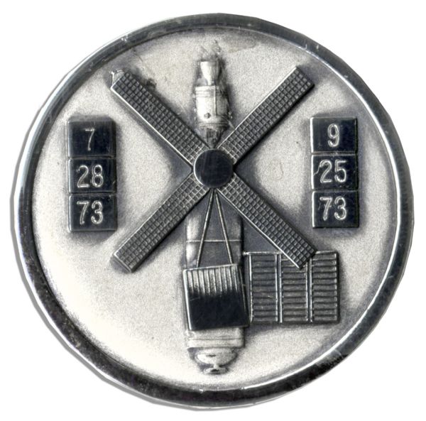 Jack Swigert's Personally Owned Skylab I & II Robbins Medals Unflown, Serial Numbers 277 & 218
