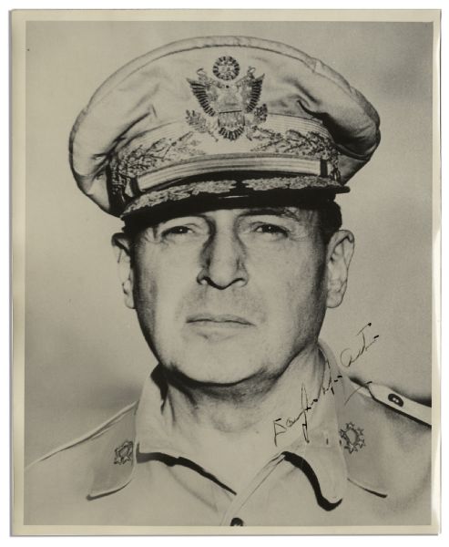 Douglas MacArthur Signed 8'' x 10'' Photo