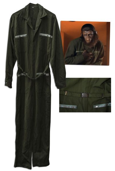 ''Conquest of the Planet of the Apes'' Chimp Costume