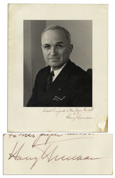 Harry S. Truman 11'' x 14'' Photo Signed