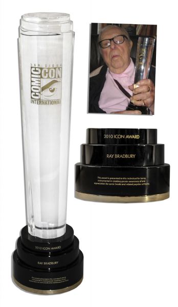 Icon Award Bestowed on Ray Bradbury at San Diego Comic-Con International, 2010 -- Bradbury Is One of Only 8 Recipients