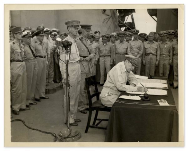 4 September 1945 AP Press Photo of General Douglas MacArthur Signing the Japanese Surrender Papers -- 9'' x 7'' -- Very Good