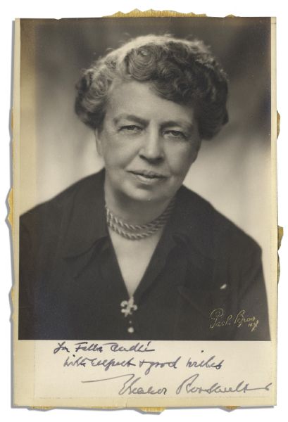 Eleanor Roosevelt 4.75'' x 7'' Photo Signed