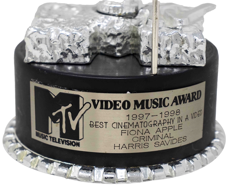MTV Music ''Moonman'' Award for Best Cinematography for Fiona Apple's Music Video ''Criminal''