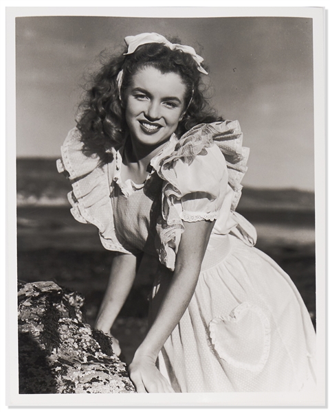 Original 8'' x 10'' Photograph of Marilyn Monroe Taken by Andre de Dienes in 1945 With de Dienes Backstamp