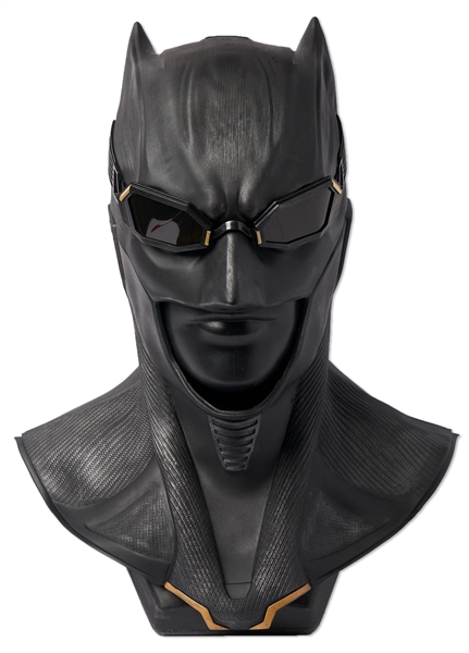 Ben Affleck Signed ''Batman'' Cowl Display