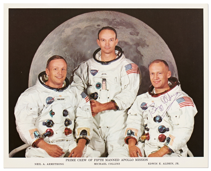 Buzz Aldrin Signed 10'' x 8'' Photo of the Apollo 11 Astronauts in Their White Spacesuits