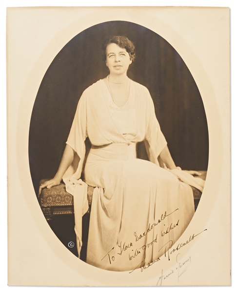 Eleanor Roosevelt Signed 8'' x 10.125'' Photo