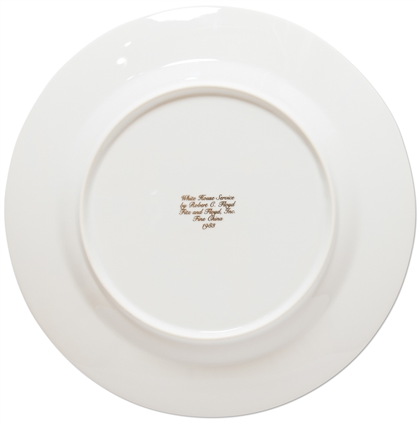 Ronald Reagan White House China Dinner Plate -- Near Fine Condition