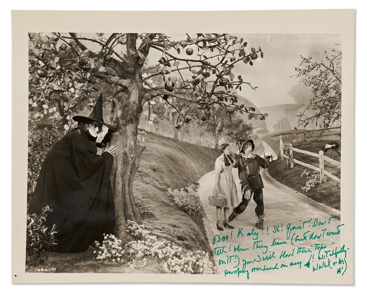 Margaret Hamilton Signed 10'' x 8'' Photo as the Wicked Witch of the West in ''The Wizard of Oz''