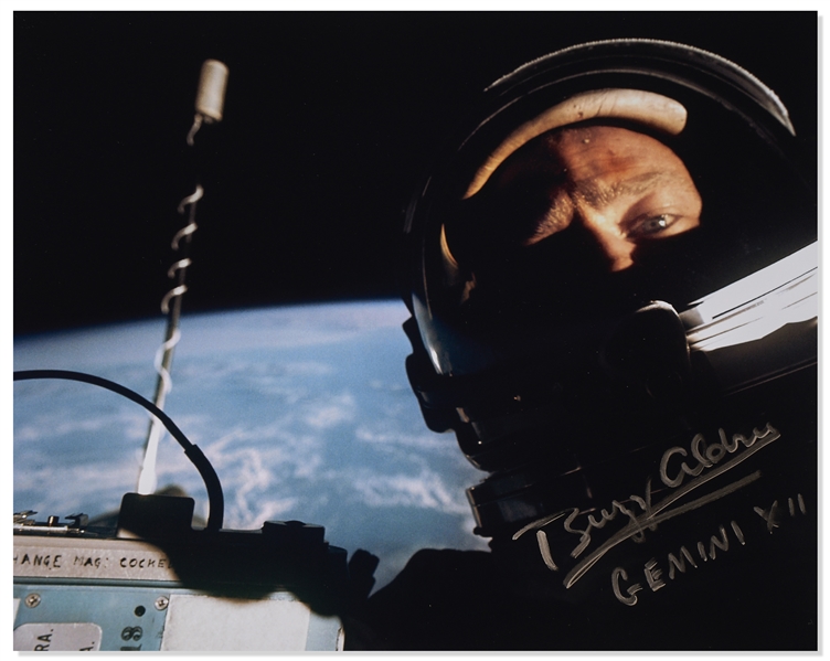 Buzz Aldrin Signed 10'' x 8'' ''Selfie'' Photo