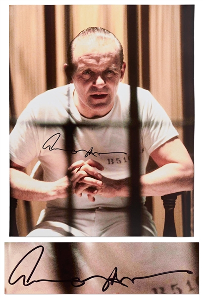 Anthony Hopkins Signed 16'' x 20'' Photo from ''Silence of the Lambs''