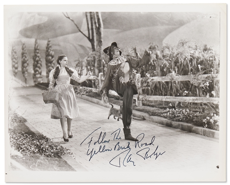 Ray Bolger Signed 10'' x 8'' ''Wizard of Oz'' Photo -- With PSA/DNA COA