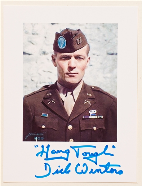 Dick Winters Signed Photo with His Famous Motto, ''Hang Tough''