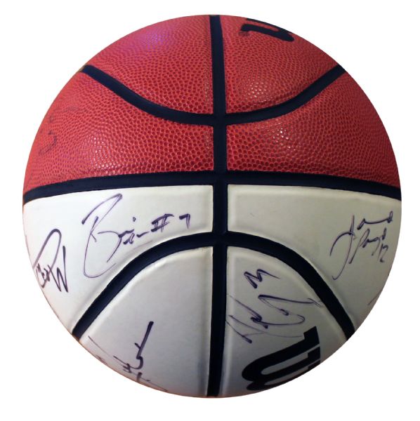 L.A. Lakers 2003-2004 Team Signed Basketball -- Including Shaquille O' Neil and Karl Malone -- With PSA/DNA COA