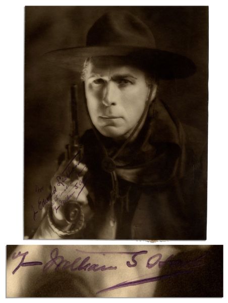 Early Western Star William S. Hart Signed 7.25'' x 9.25'' Photo