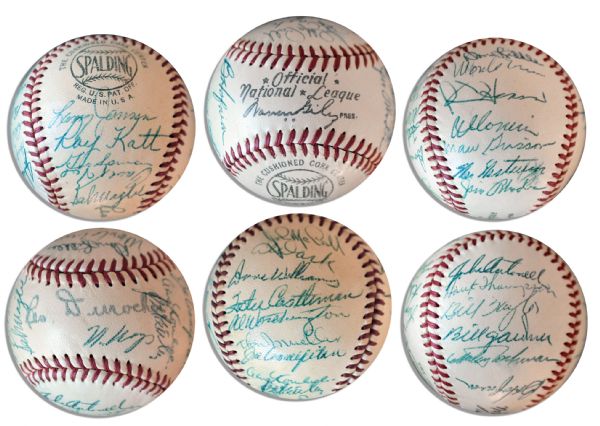 World Series Champion 1954 New York Giants Team Signed Baseball -- Willie Mays & 28 More -- With PSA/DNA COA