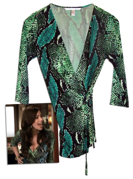 Sofia Vergara Screen-Worn Top From the Second Season of ''Modern Family''