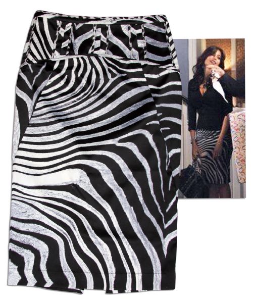 Sofia Vergara Screen-Worn Skirt From First Season of ''Modern Family''