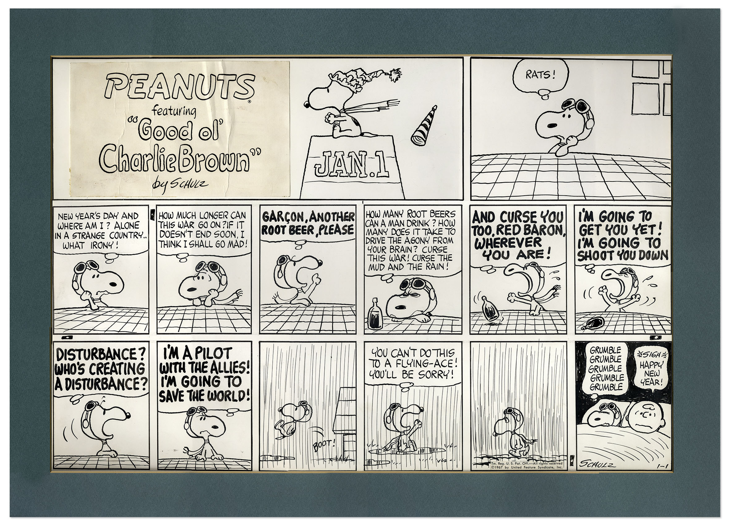 Peanuts Snoopy Red Baron Dog House Comic Strip Charlie Brown Round