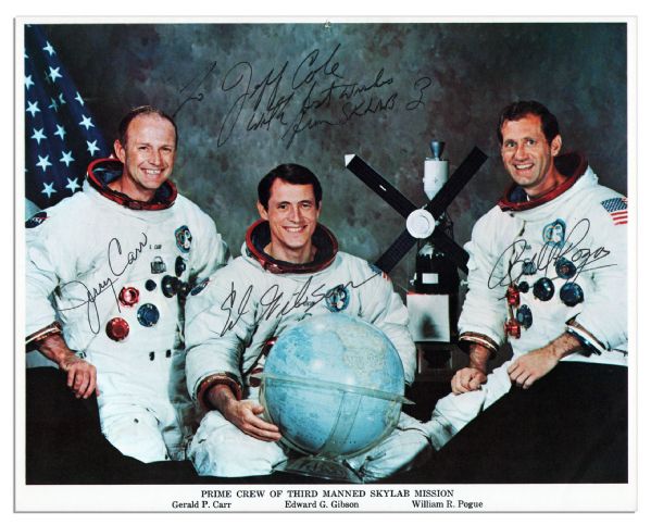 Skylab 4 Crew-Signed 10'' x 8'' Photo -- Signed by Gerald Carr, Edward Gibson & William Pogue