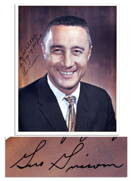 Excellent Gus Grissom Signed 8'' x 10'' Photo 