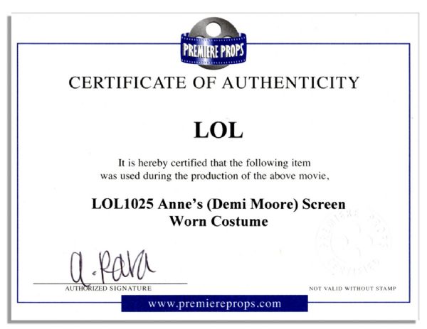 Demi Moore Screen-Worn Wardrobe From Comedy ''LOL''