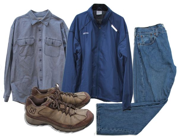 Russell Crowe Screen-Worn Wardrobe From ''The Next Three Days'' -- Levi's Jeans, Shirt, Jacket & Shoes