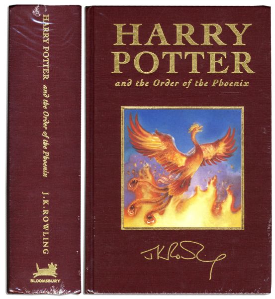U.K. Deluxe Edition of ''Harry Potter and the Order of the Phoenix''