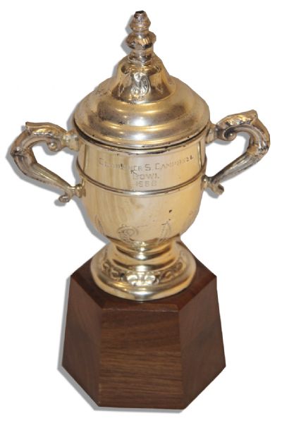 Rare Clarence Campbell Trophy Issued to Rick MacLeish of The Philadelphia Flyers in 1975-76