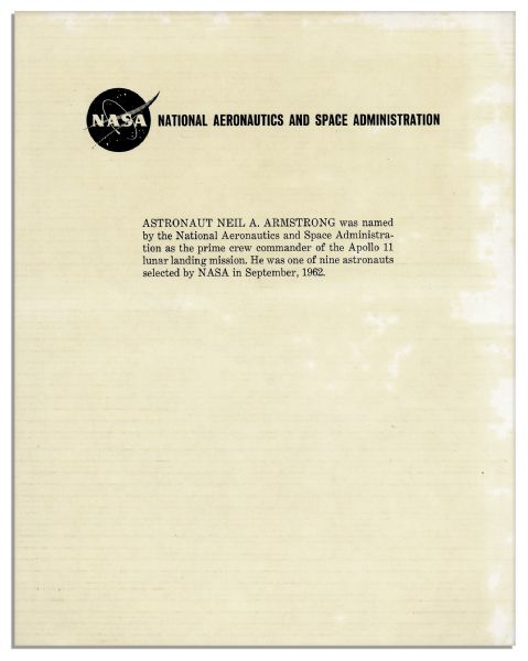 Neil Armstrong Signed 8'' x 10'' NASA Photo -- With PSA/DNA COA