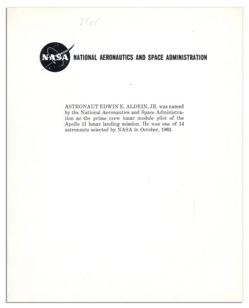 Buzz Aldrin Signed 8'' x 10'' NASA Photo