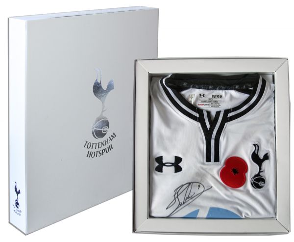 Roberto Soldado Match Worn Tottenham Hotspur Football Shirt Signed