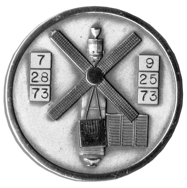 Jack Swigert's Personally Owned Skylab II Robbins Medal Flown, Serial Number 39