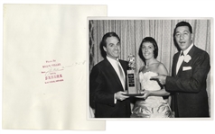 Keely Smith Gold Necklace, Given to Her by Robert Mitchum -- With 2 Photos of Keely Wearing Necklace