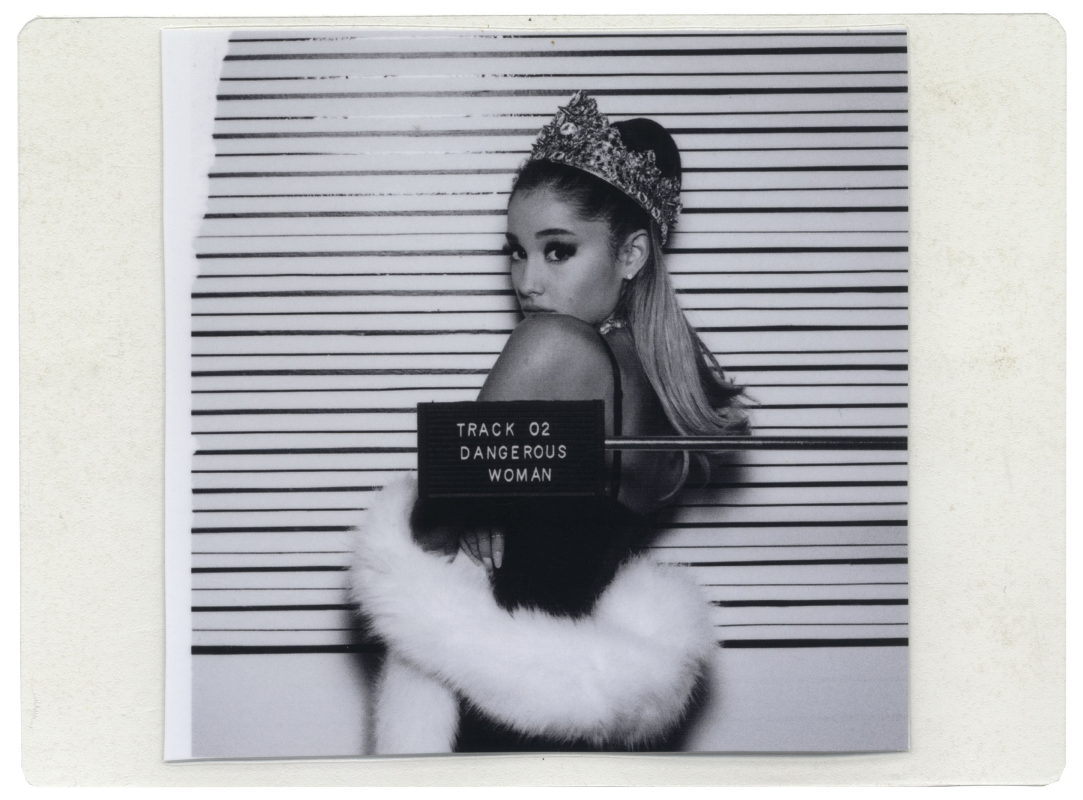 Lot Detail Ariana Grande Crown Worn For Dangerous Woman Promo Campaign With Loa From