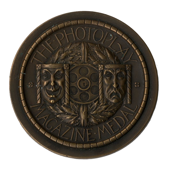 Photoplay Medal for ''Beau Geste'' in 1926 -- The First Movie Award in History That Preceded & Influenced the Academy Awards