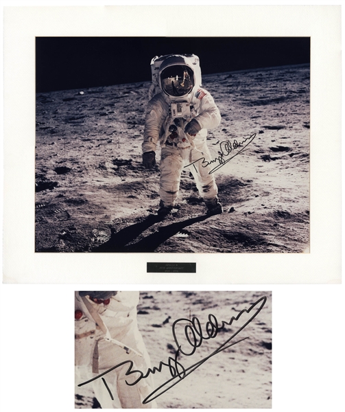 Buzz Aldrin Apollo 11 Signed 14'' x 11'' Photo