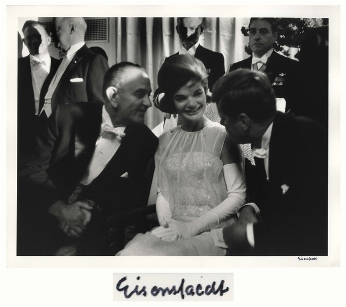 Alfred Eisenstaedt Signed 14'' x 11'' Photograph of John F. Kennedy, Jackie Kennedy & Lyndon Johnson -- From the 1961 Inaugural Ball