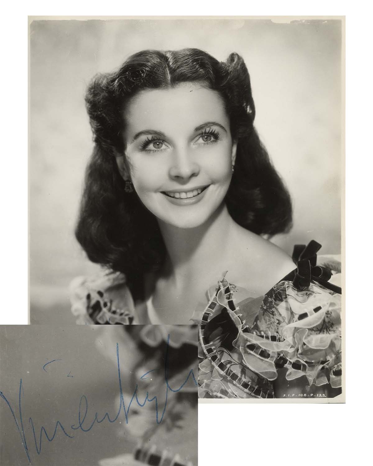 Lot Detail - Vivien Leigh Signed Photo as Scarlett O'Hara in ''Gone ...