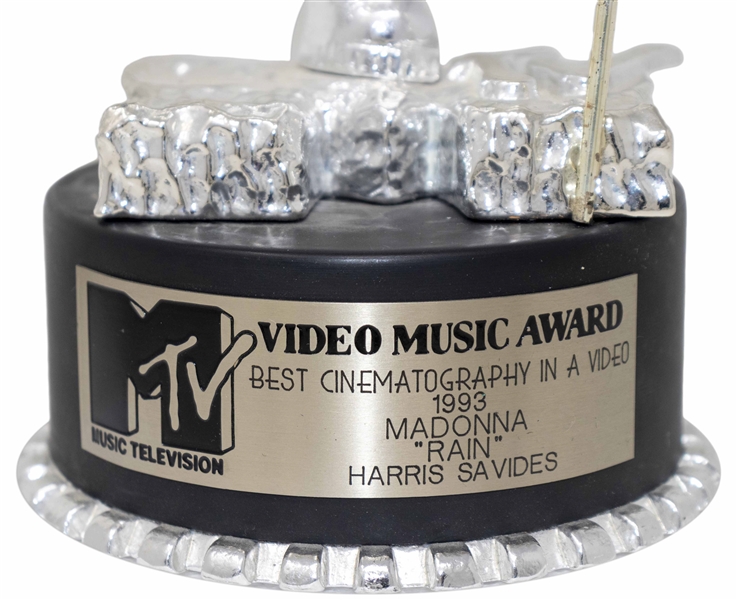 MTV Music ''Moonman'' Award for Best Cinematography for Madonna's Music Video ''Rain''