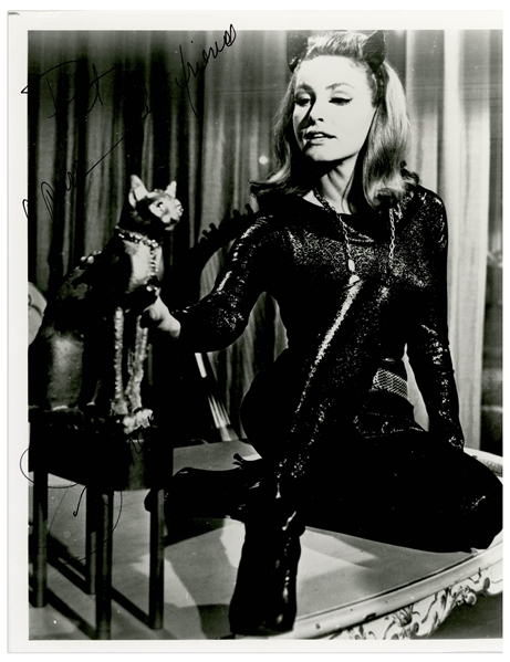 Julie Newmar Signed 8'' x 10'' Photo as Catwoman